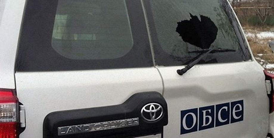 Снайперы боевиков обстреляли миссию ОБСЕ в Донбассе / Фото: Facebook