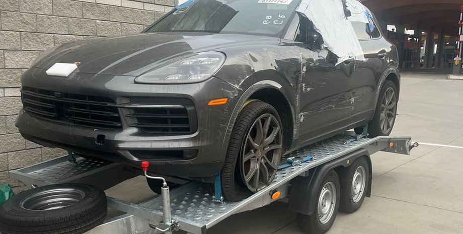 Porsche Cayenne, гуманитарная помощь, кроссовер Porsche