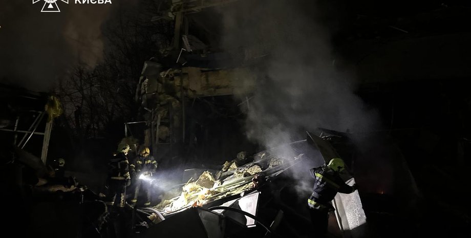 обстрел 12 февраля, ночной обстрел, россия утром атаковала Киев, удар по Киеву 12 февраля, взрывы в Киеве 12 февраля, ПВО сбили 6 баллистических ракет