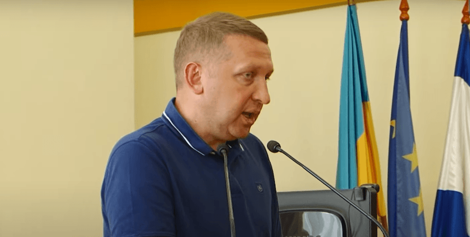 Виталий Малецкий, мэр Кременчуга, закупка игровых ноутбуков