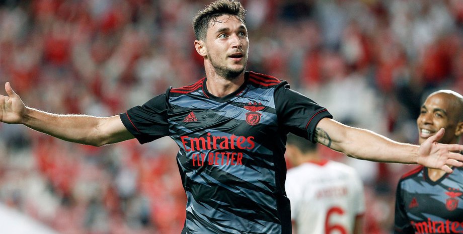 Роман Яремчук, Бенфика, Спартак