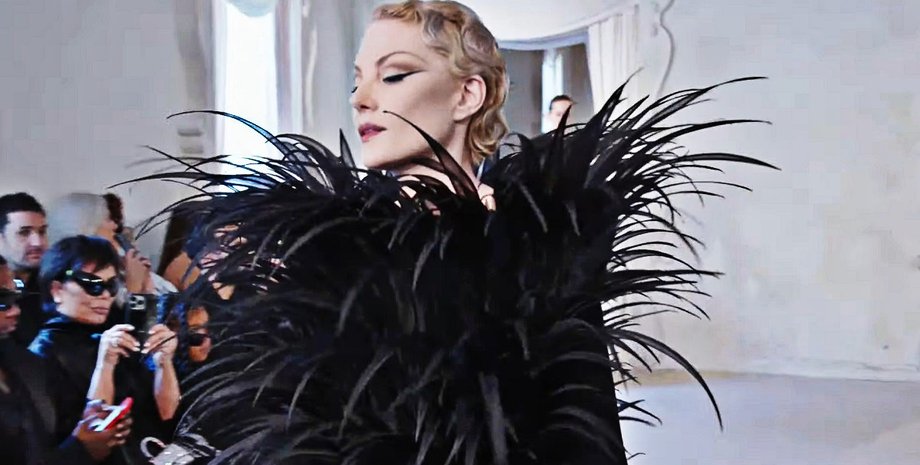 Balenciaga, рената литвинова, модный показ, модный образ