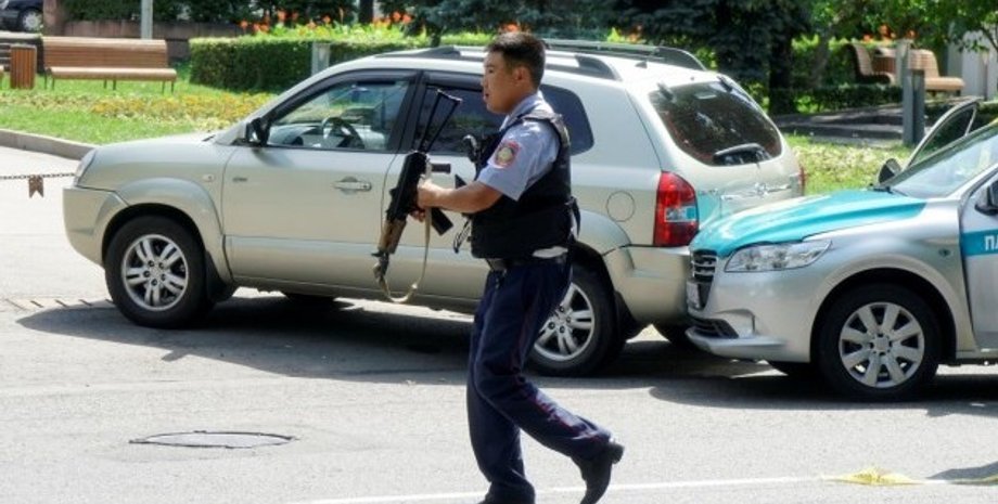 В Алматы в результате стрельбы погибли четыре человека / Фото: Reuters