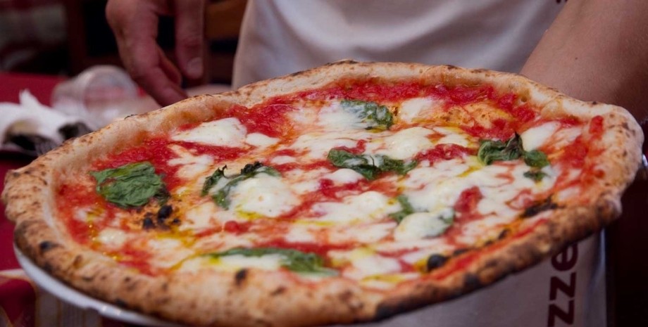 неаполь, піца, піцерія, справжня італійська піца, піца з неаполя, піца маргарита