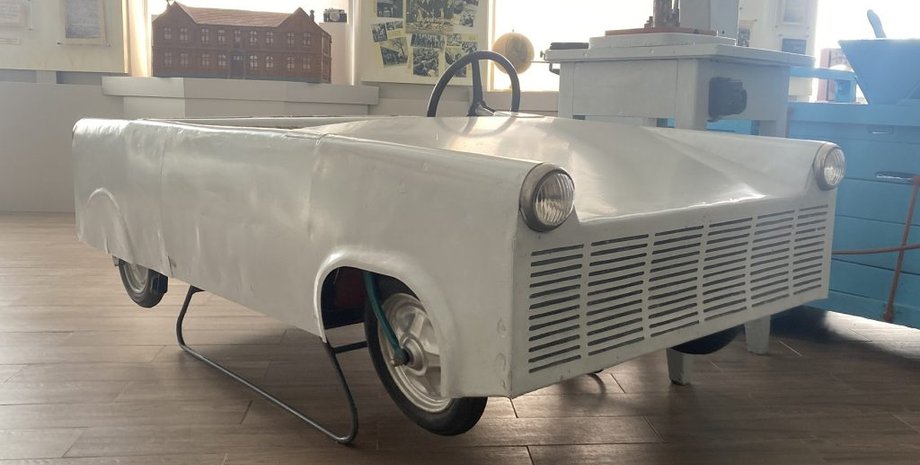 украинский электромобиль, самодельный электромобиль, электрический кабриолет, Василий Сухомлинский