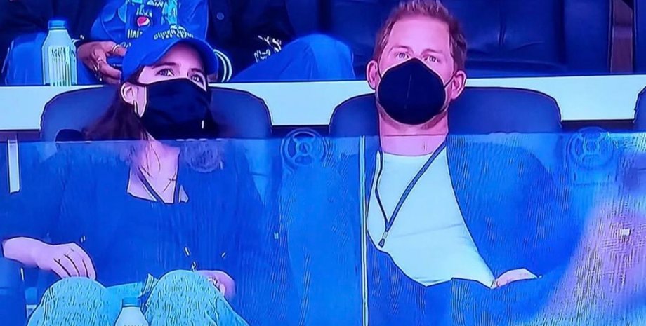 правила королевской семьи, принцесса Евгения, рождественские праздники, принц гарри, принц вильям, сара фергюсон