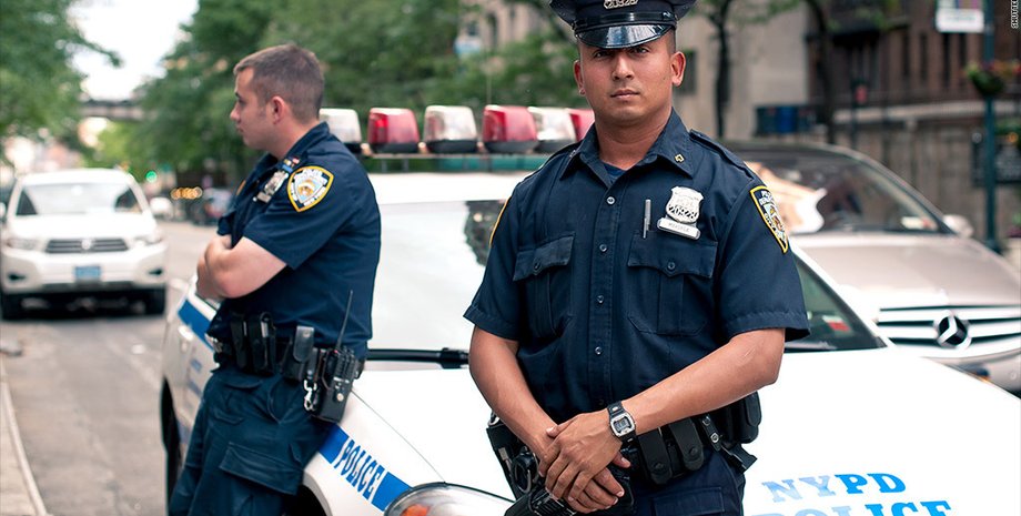 поліцейські