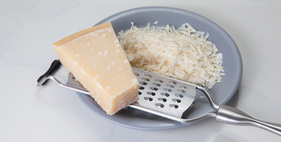 натерти сир, як швидко натерти сир, як натерти сир без тертушки