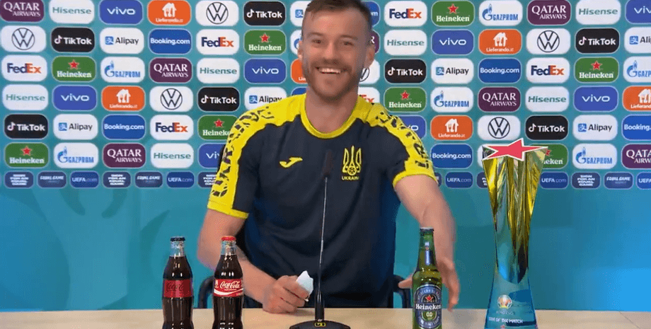 ярмоленко, пиво, кола, эвра, кола, погба, роналду, пресс-конференция, ярмоленко кола, роналду кола, троллинг