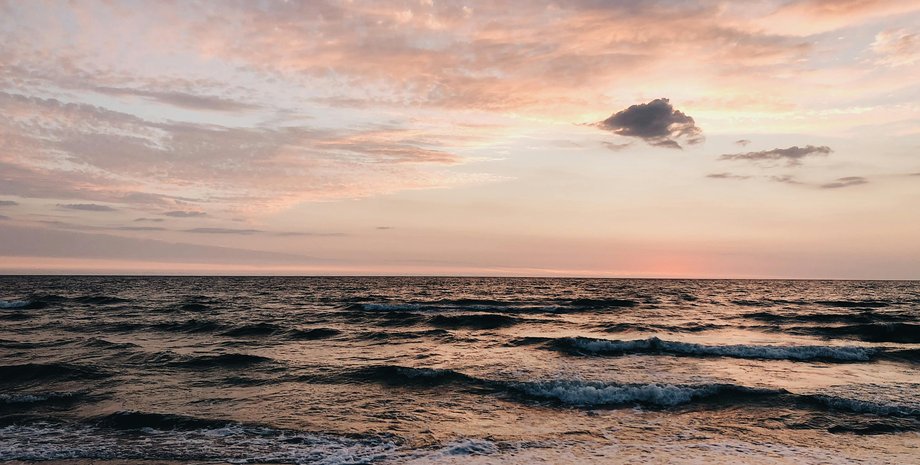 археологи, археология, Турция, Черное море, раскопки, пирс, артефакты, амфоры, исследования, ученые, история, регион, торговля, культура, ученые, вода, глубина, находки