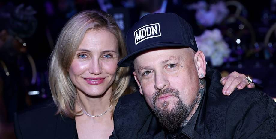 Камерон Диаз показалась со своим мужем