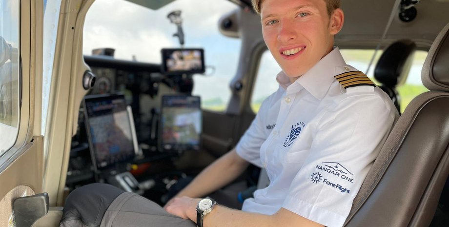 Трэвис Ладлоу, путешественник