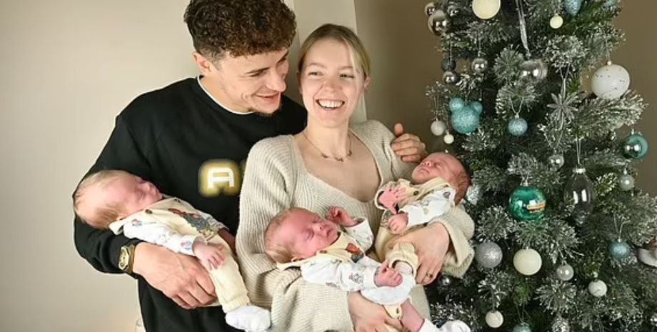 Мать отказалась сделать аборт и родила троих детей, идентичные близнецы, невероятные истории из жизни