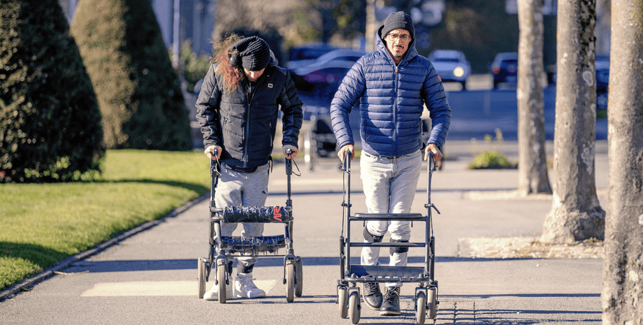 Парализованные, лечение, инновация, имплант, стимуляция