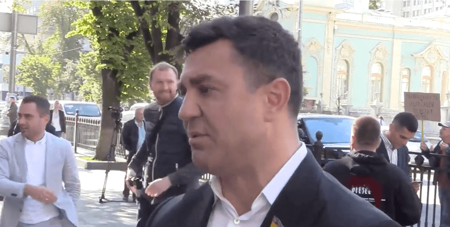 Тищенко, теорія Тищенко, Слуга народу