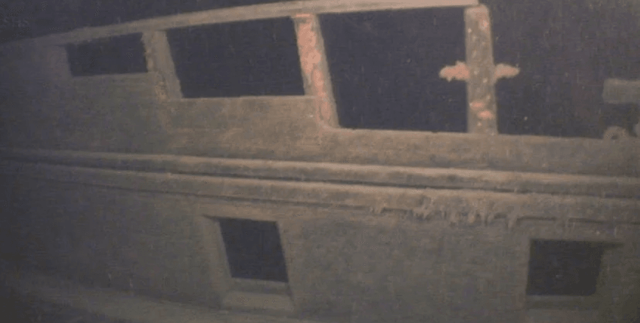 Adella Shores, проклятий корабель, загублене судно, пароплав, багатовікова традиція, спуск корабля на воду, знайшли 115 років потому