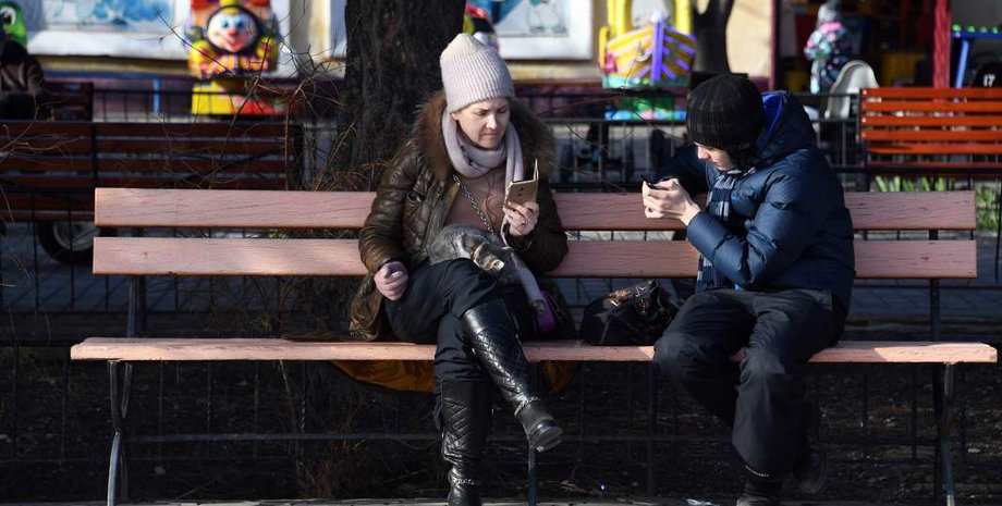 женщина, смартфон, улица