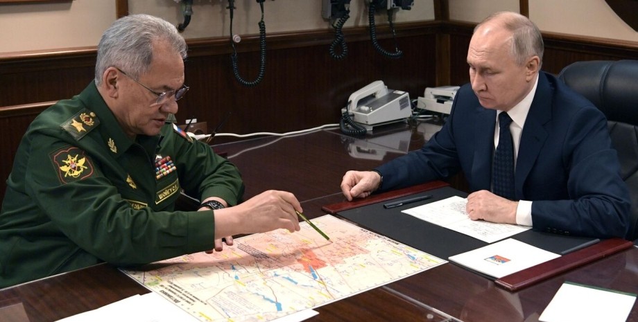 Selon le journal, le ministre de la Défense de la Russie a ordonné aux entrepris...