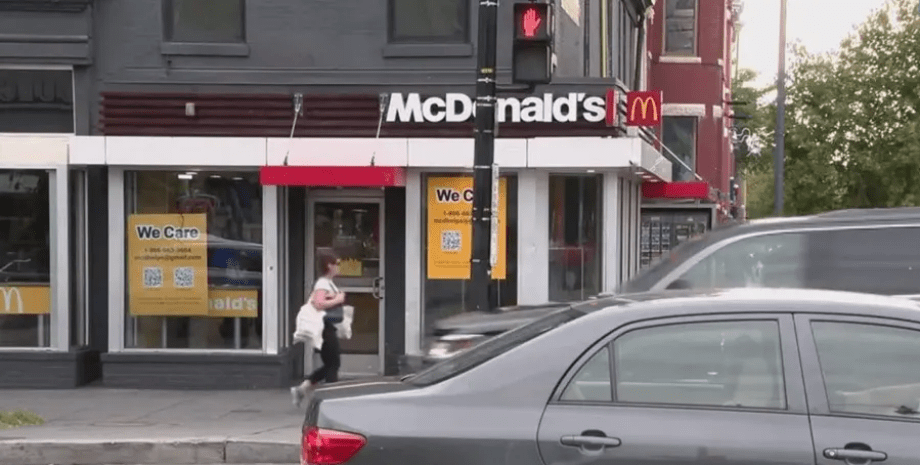 McDonald's в США, ресторан, быстрое питание, конфликт, ударили ножом, убили подростка, кисло-сладкий соус, рядом с McDonald's