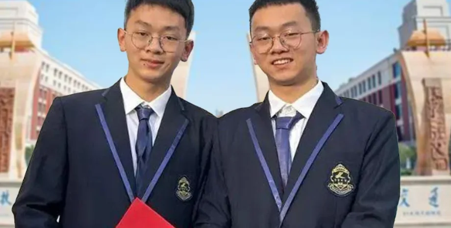 Близнецы сдали экзамен на одинаковые баллы