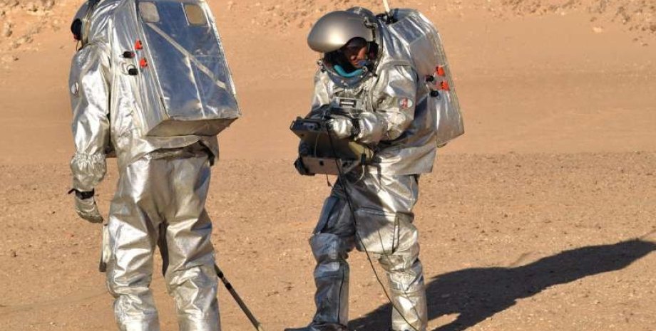 Испытание детектора ScanMars в пустыне. Фото:EPSC