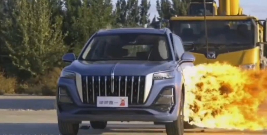 китайский кроссовер краш тест китайский кроссовер краш тест, китайский кроссовер, краш тест, Hongqi HS5