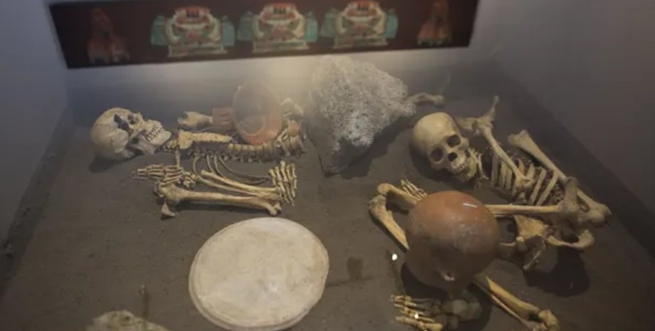 скелети, ацтеки, Мексика