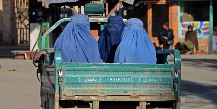 Афганістан, Таліби, Талібан, жінки, захист прав людини, заборона