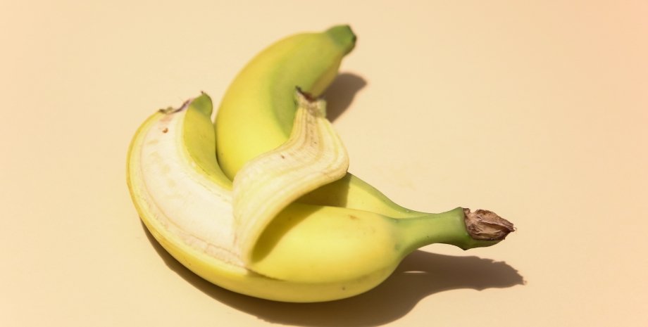 фрукти, банан