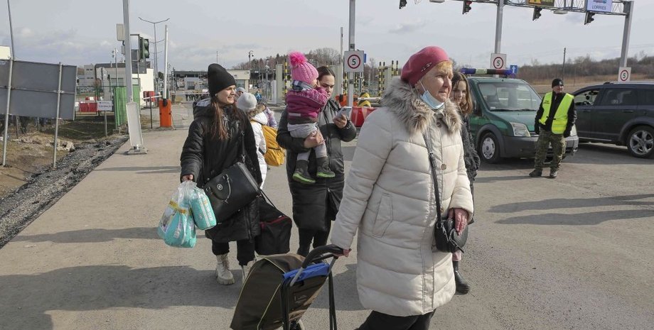 Украинцам в Ирландии сократят программу помощи