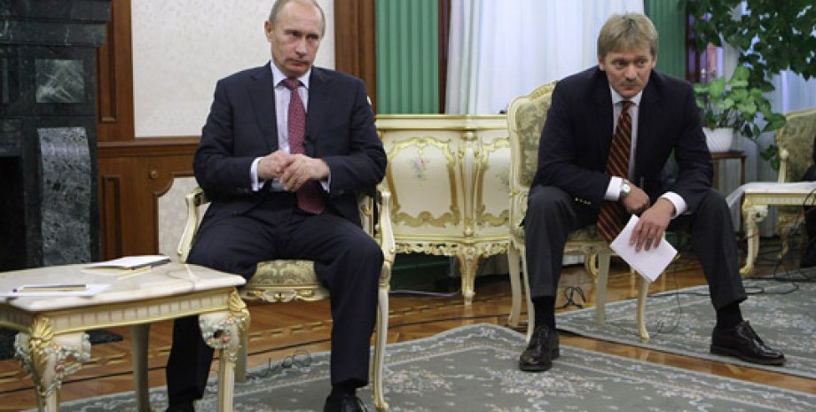 Владимир Путин и Дмитрий Песков / Фото: government.ru