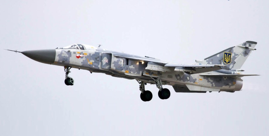 Бомбардировщик, Су-24, авиация, ВС ВСУ, война в Украине