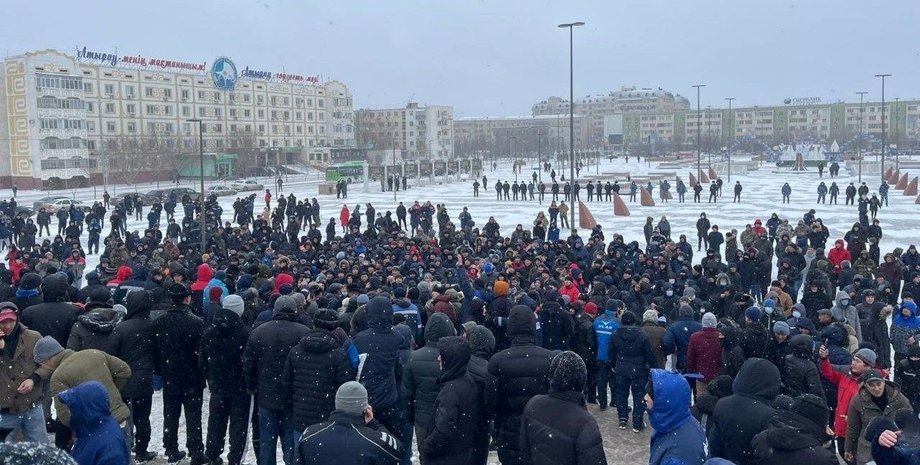 Казахстан, протести, мітинг, демонстранти, майдан, силовики, розгін