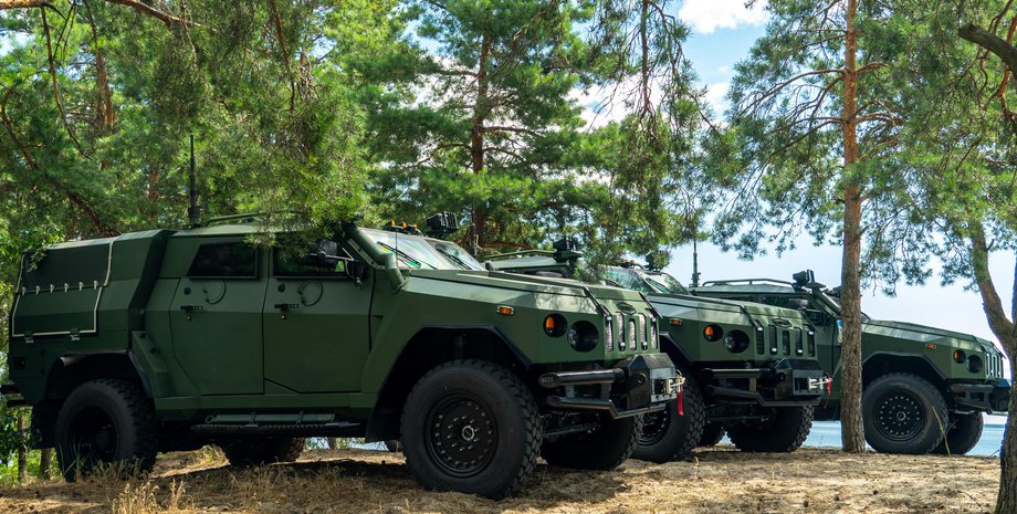 Новатор бронемашина