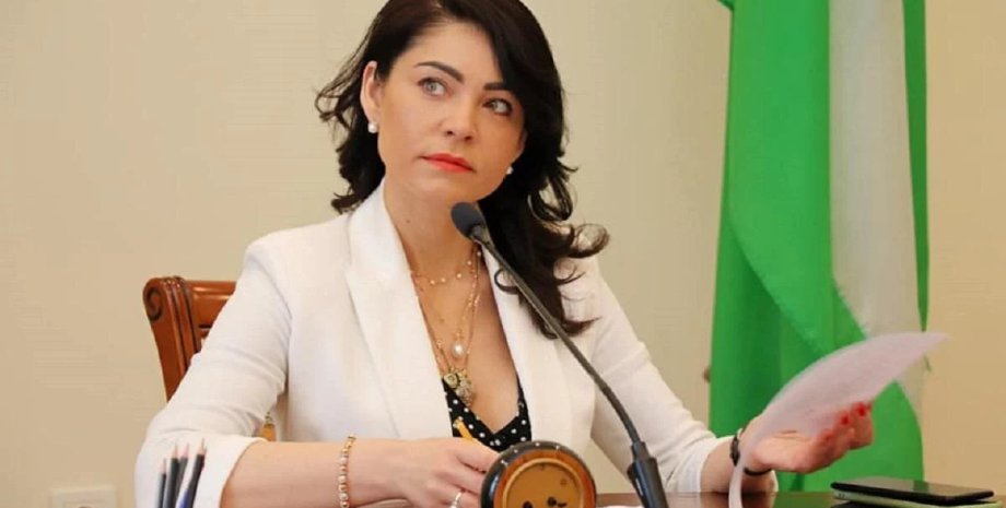 Елена Дума, АРМА, конкурс