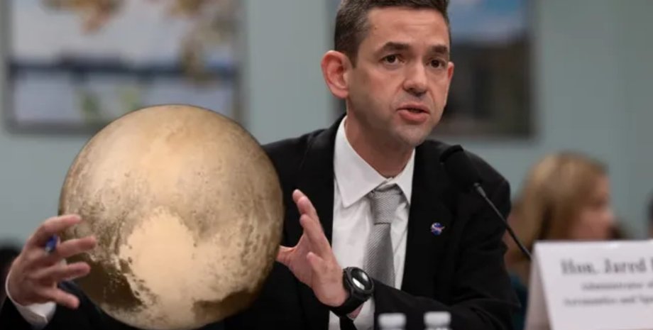 Джаред Айзекман Плутон