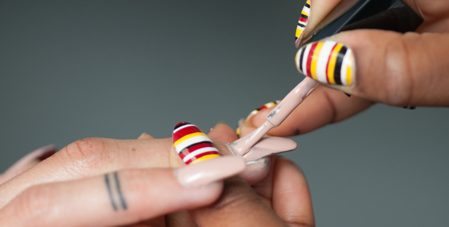 Суперновинки маникюра весна-лето 2024 – модные тренды сезонного дизайна ногтей