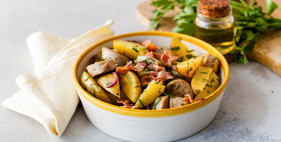 картофельный салат с беконом, мюнхенский картофельный салат, немецкий картофельный салат, рецепт картофельного салата