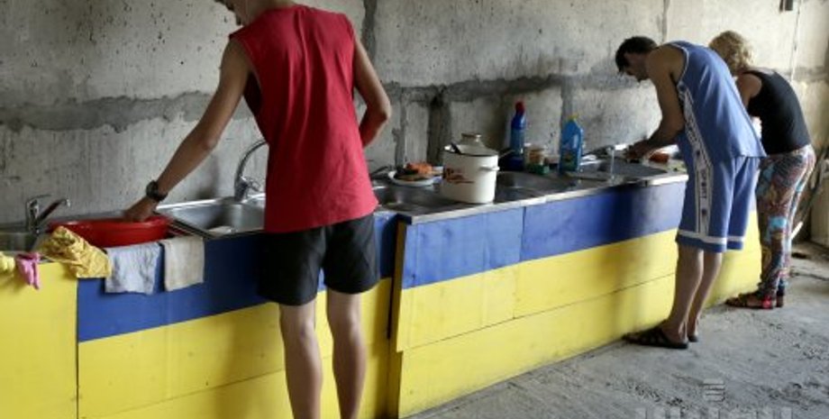 Переселенцы из зоны АТО / Фото: УНИАН