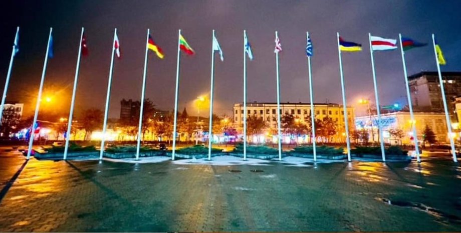 Прапор білоруської опозиції