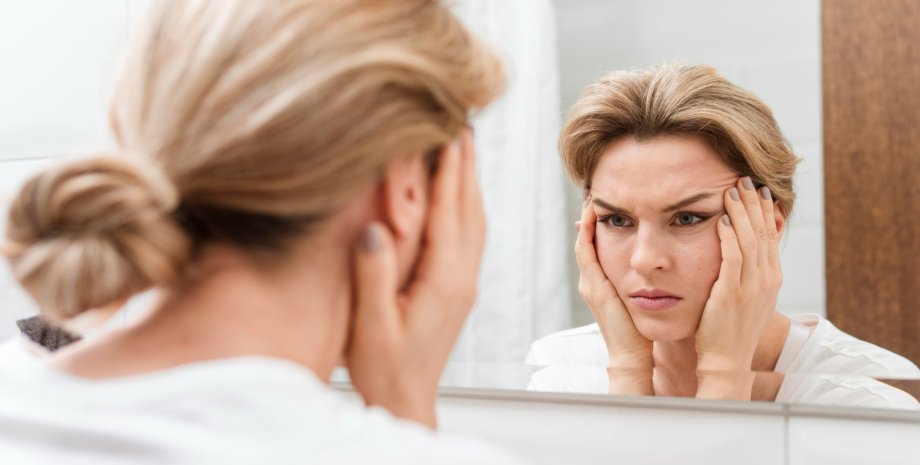 мужчина кричит советы психологов по поведению в социуме