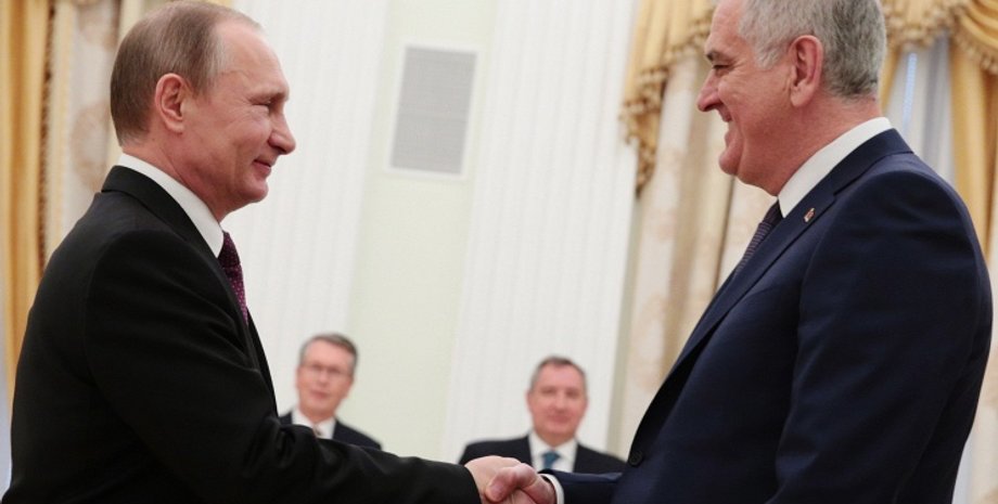 Президент России Владимир Путин и президент Сербии Томислав Николич / Фото: Михаил Метцель/ТАСС