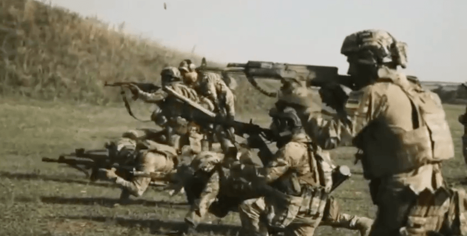 створення 8 штурмових бригад