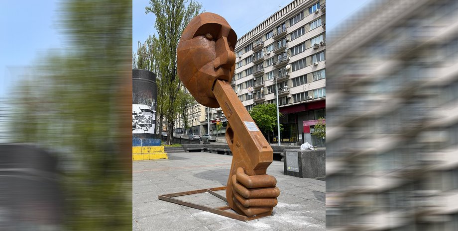 памятник в киеве, памятник путину, скульптура с путиным, zастрелись, застрелись памятник