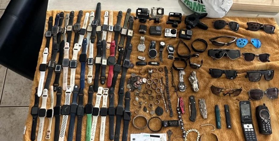 Скарби на дні озера в США, аквалангіст Дарік Лангос, металошукач, мисливці за скарбами, знахідки