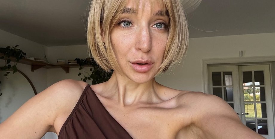 Блогерка Олена Мандзюк