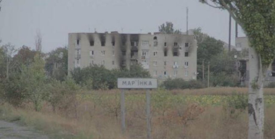Разрушения в Марьинке / Фото пресс-центра АТО