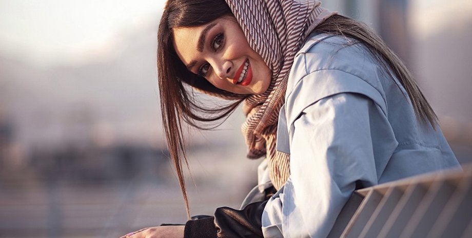 платок крымский мост 2022