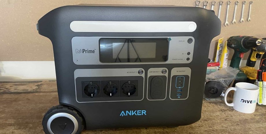 Anker SOLIX F2000 зарядна станція для дому