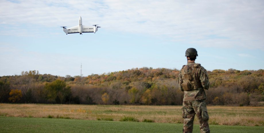передача дронів Україні